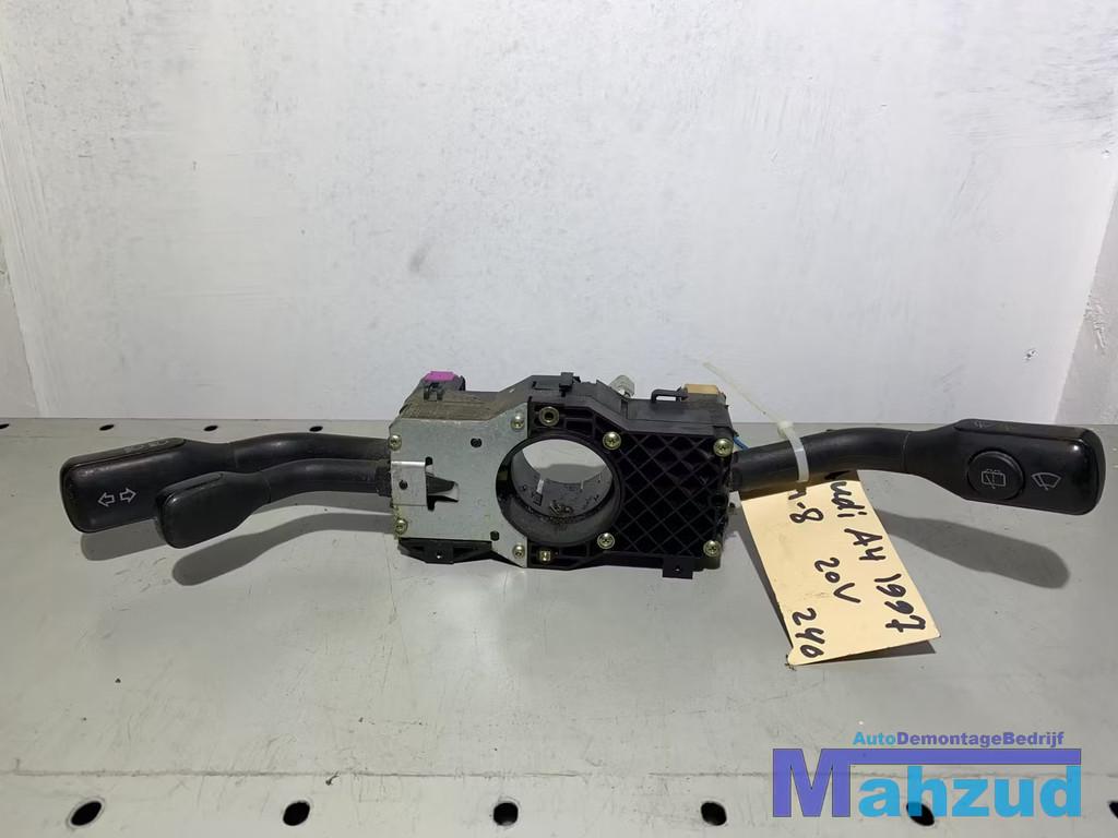 AUDI A4 B5 AVANT Stuurkolom schakelaar 4D0953513, Gebruikt, AUDI AG, Auto-Union-Strasse 1
85045  Ingolstadt, DE, Kundenbetreuung@audi.de