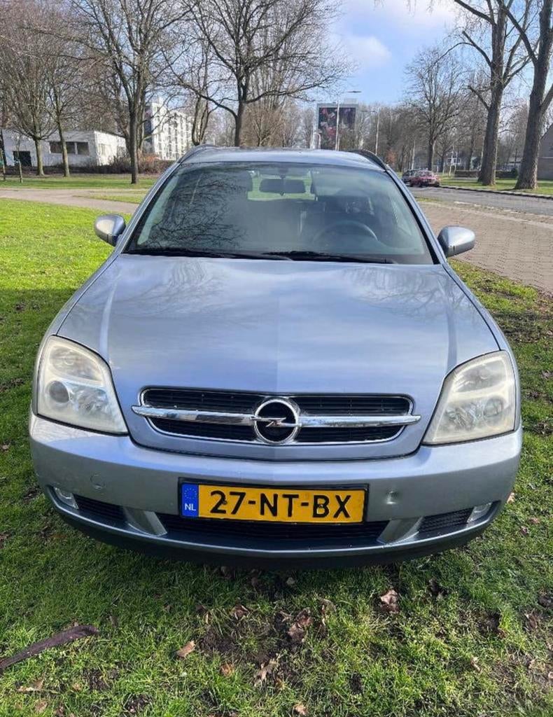 Opel Vectra 1.8 16V St.wgn. 2004 Grijs, Auto's, Opel, 1370 kg, 4 cilinders, 1796 cc, Origineel Nederlands