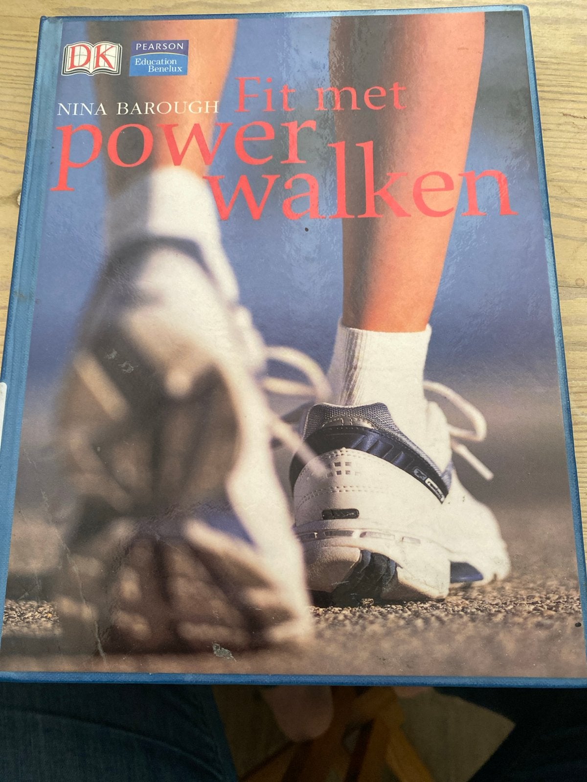 Fit met powerwalken - Nina Barough, Ophalen of Verzenden, Zo goed als nieuw, Lopen en Fietsen
