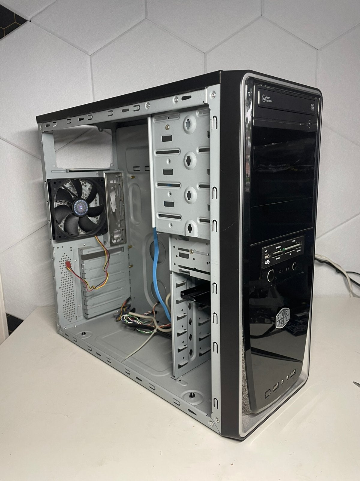 Cooler Master ATX PC Case, Computers en Software, Ophalen of Verzenden, Zo goed als nieuw