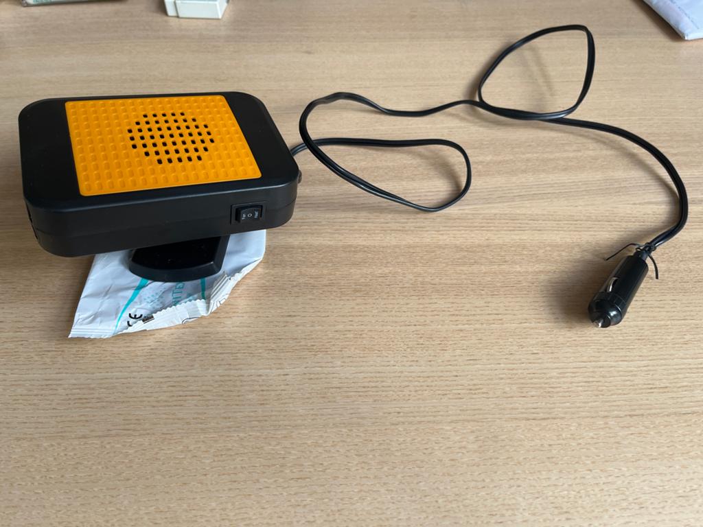 Auto Verwarming 12V met Fan en Heat Schakelaar, Ophalen of Verzenden, Zo goed als nieuw
