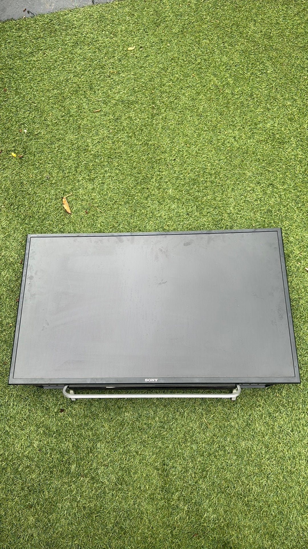 Kapotte tv te koop – ideaal voor onderdelen of reparatie, Audio, Tv en Foto, Televisies, Ophalen of Verzenden, 100 cm of meer