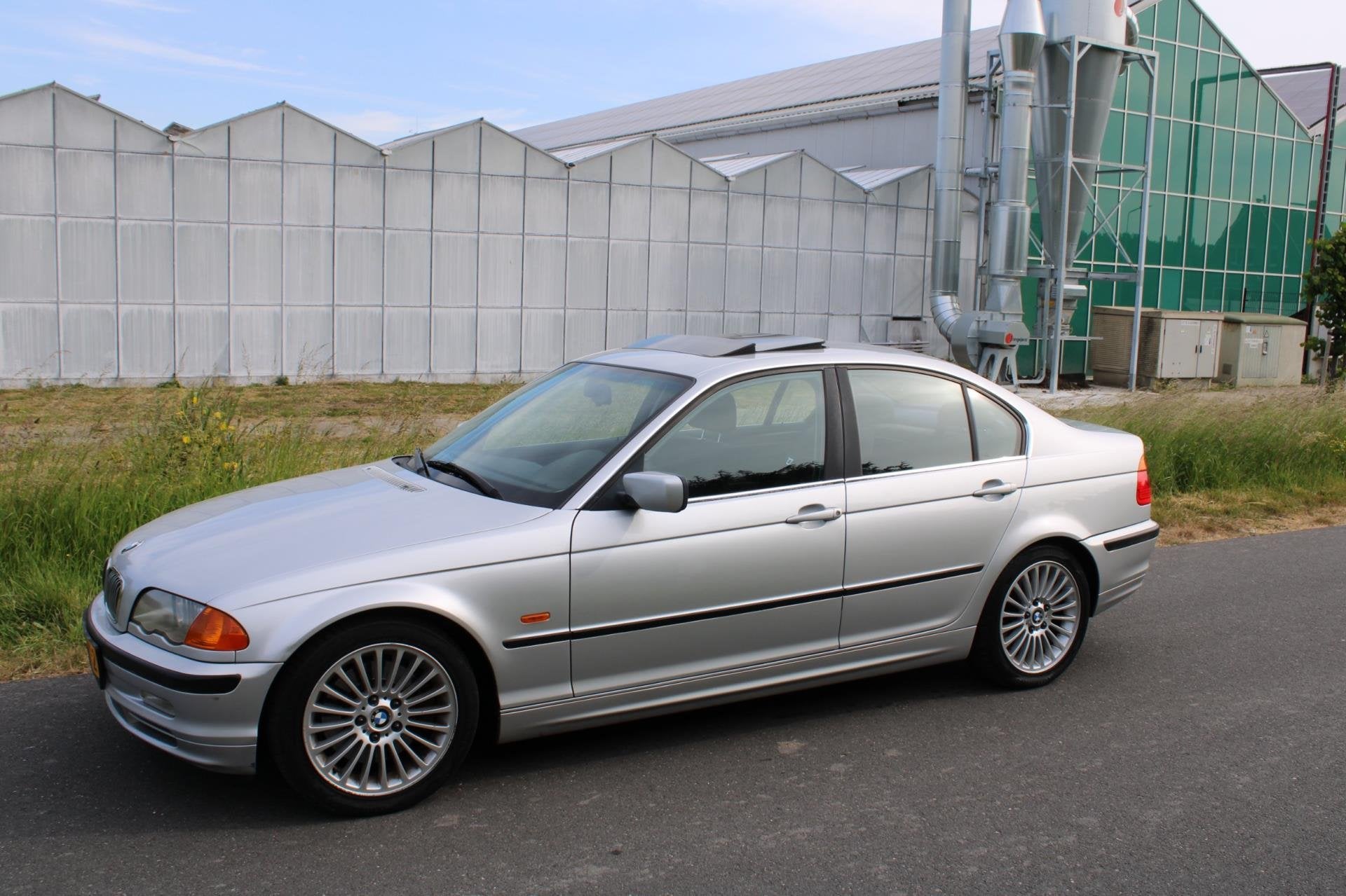 BMW 330I Automaat Youngtimer, foto 7