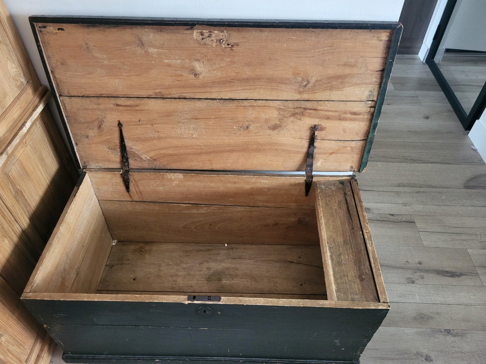 Antieke houten kist - Zwart, 110x55x50 cm, Huis en Inrichting, Woonaccessoires | Kisten, Ophalen, Gebruikt, 50 tot 100 cm, 50 tot 75 cm