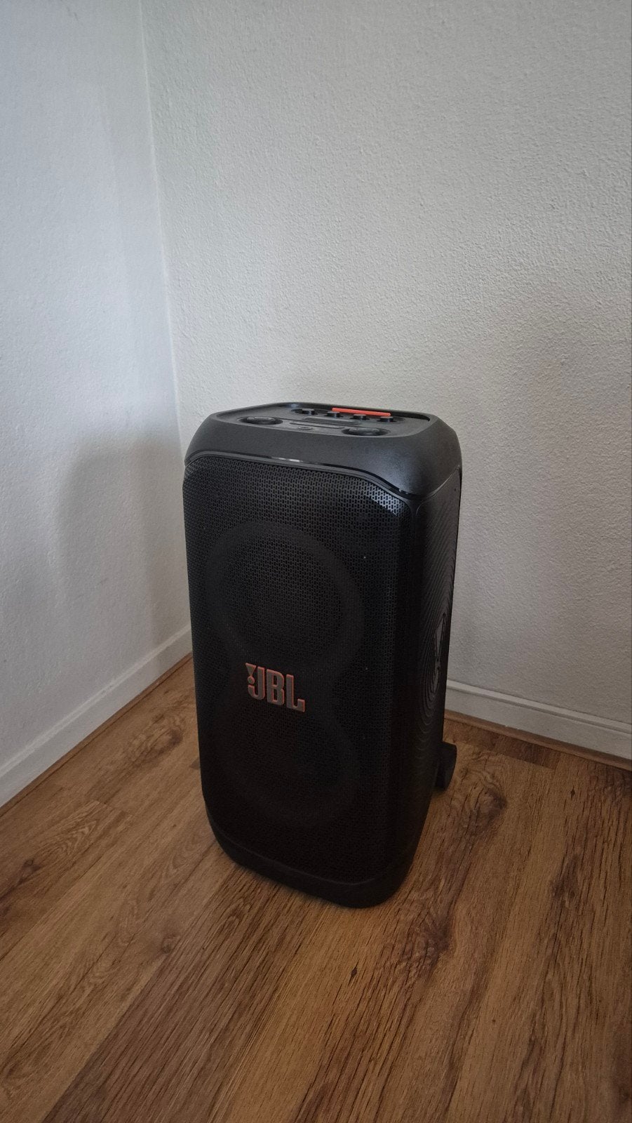 Foto 3 van JBL Partybox 320 - Krachtige Party Speaker