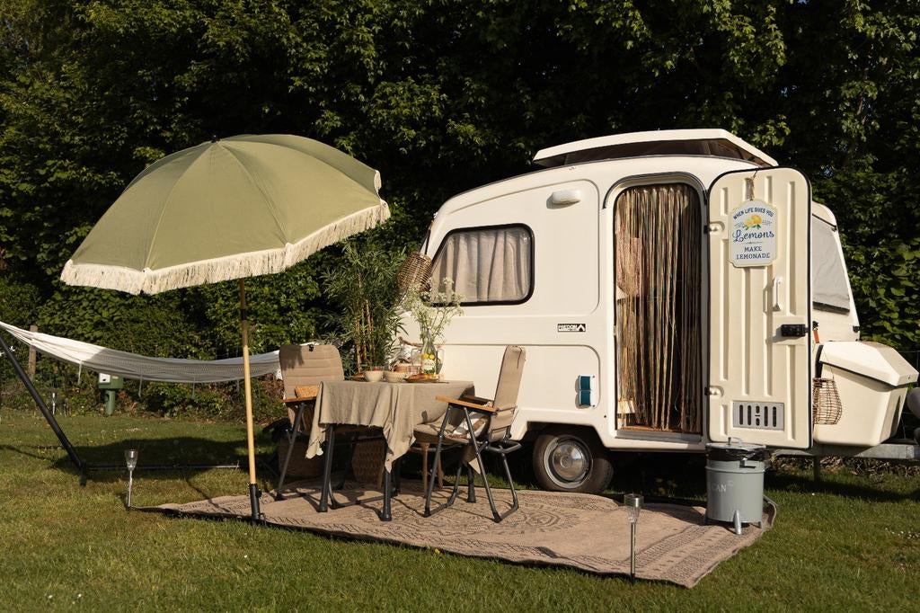 Compacte Predom caravan met hefdak, Standaardzit, Particulier, Koelkast, 500 - 750 kg