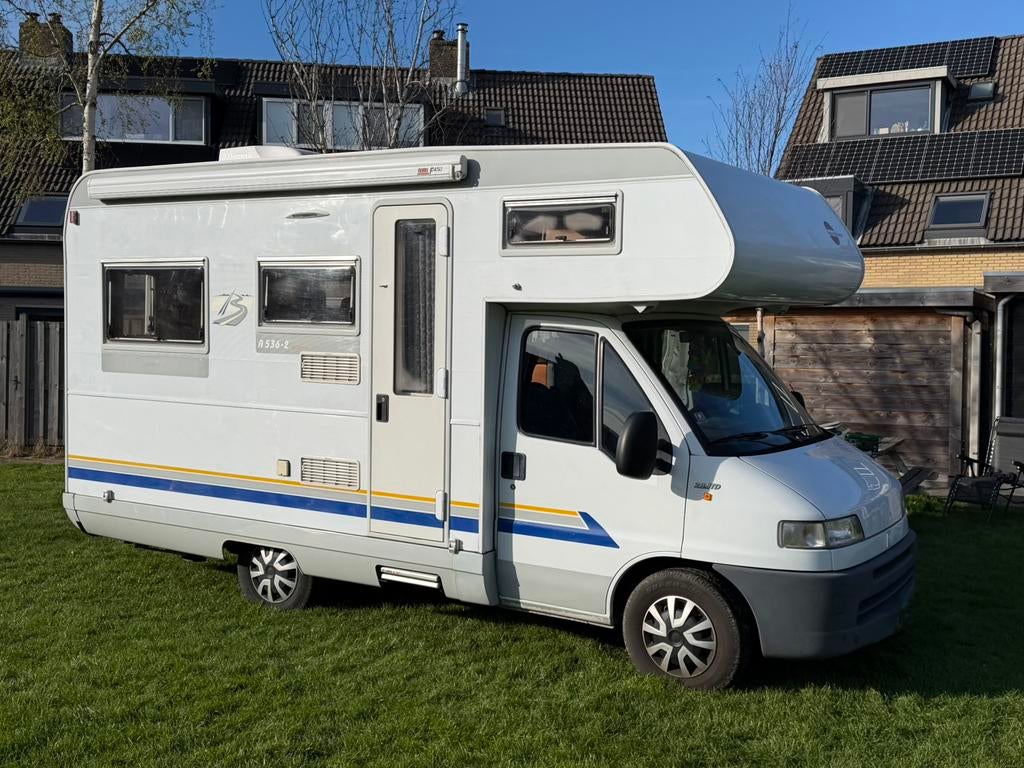 Compacte 2.8 tdi Burstner A-536 active, Alkoof, Ringverwarming, Kluisje, Particulier