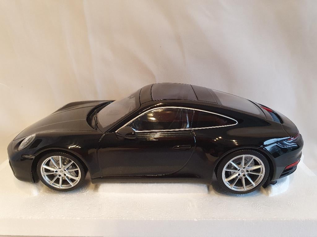Porsche 911 (992) Carrera 4S 1:18 WAP0211120R992 Minichamps, Hobby en Vrije tijd, Modelauto's | 1:18, Ophalen of Verzenden, Nieuw