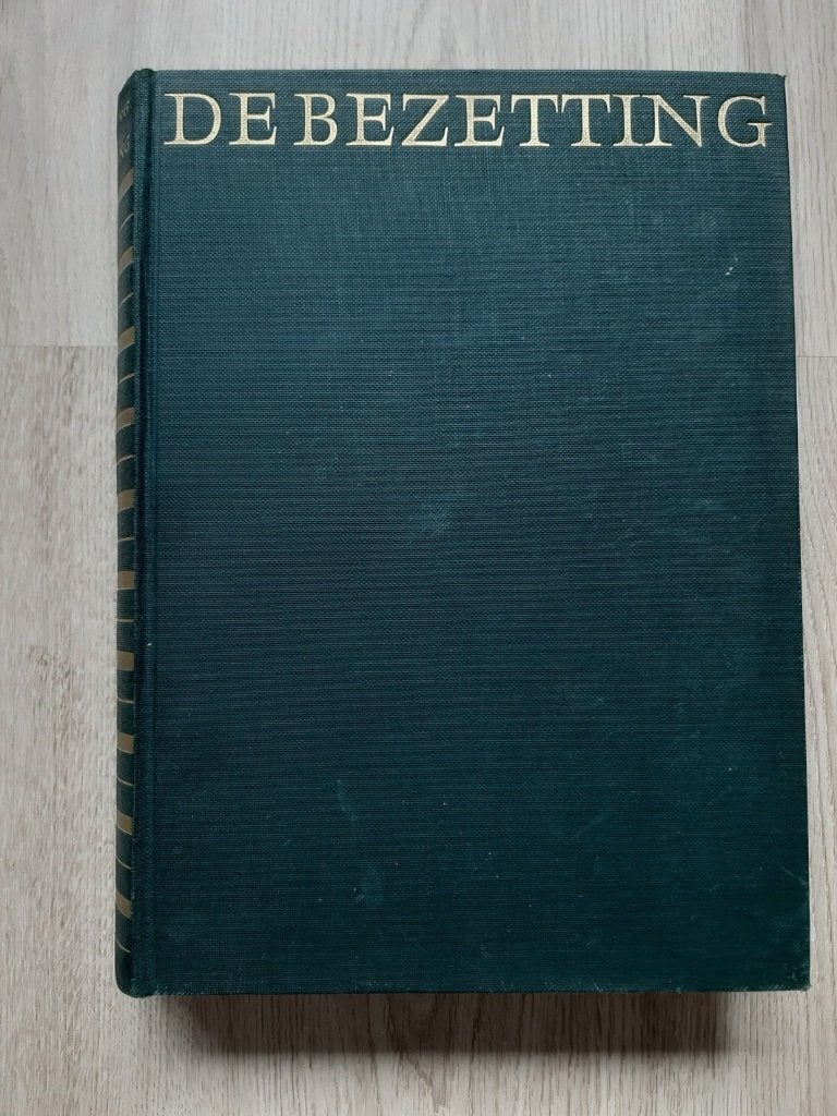 Boek getiteld "De bezetting", Verzenden, Dr. L. de Jong, Algemeen, Tweede Wereldoorlog