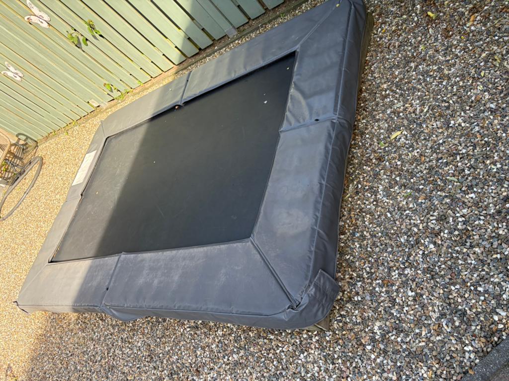 Trampoline, Ophalen, Gebruikt