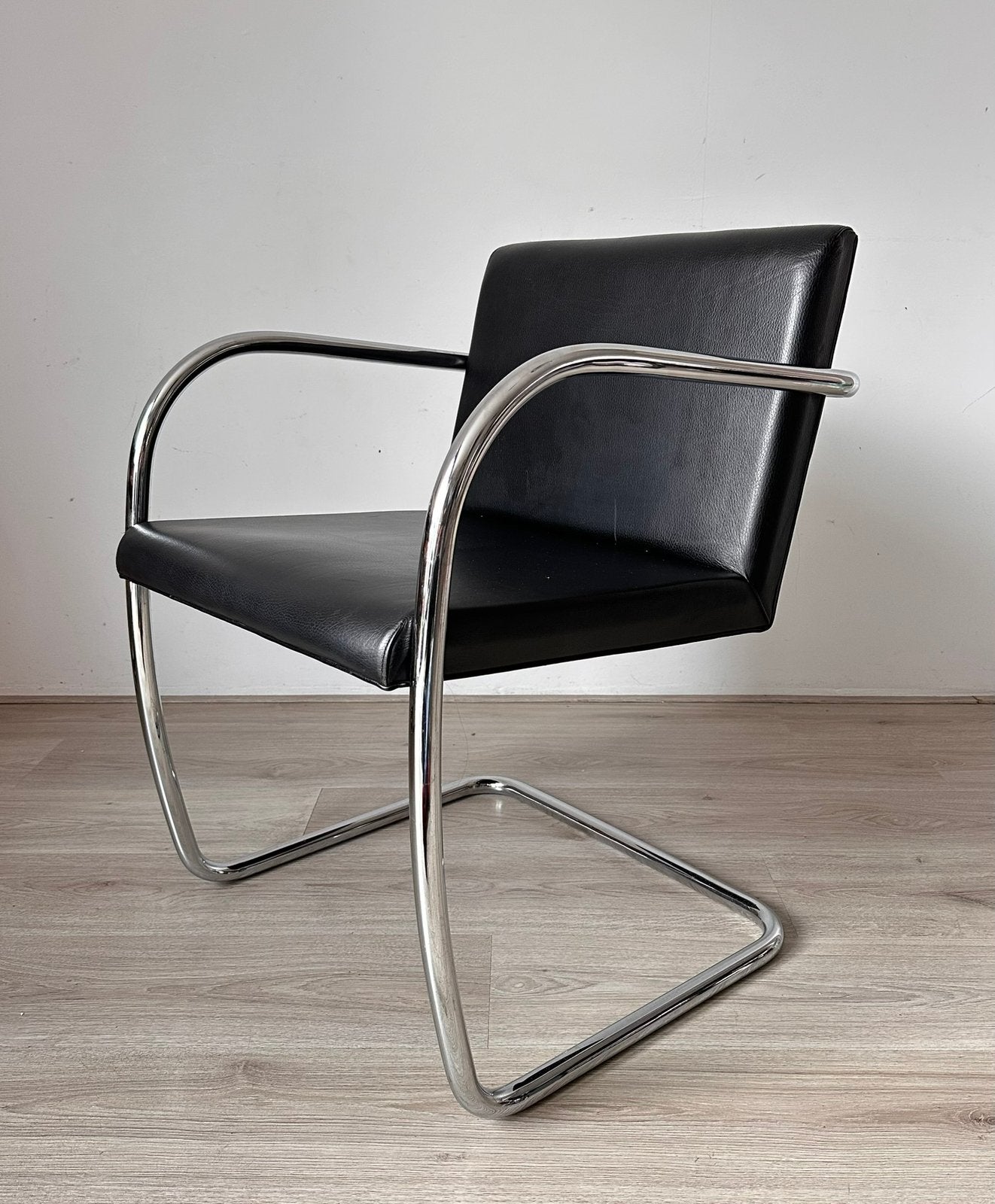 4 Fasem Brno design stoelen, Ophalen, Gebruikt, Zwart