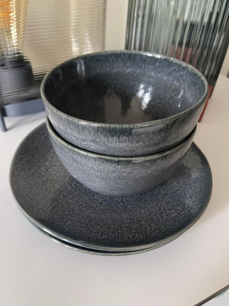 4x hema porto servies anthrazit kom bord, Ophalen of Verzenden, Zo goed als nieuw, Overige stijlen, Bord(en)