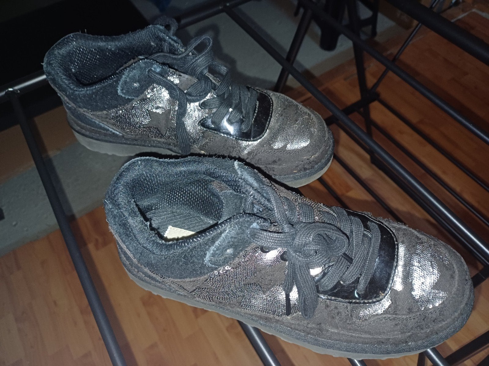 Ugg sneakers maat 41, UGG, Zwart, Ophalen of Verzenden, Sneakers of Gympen