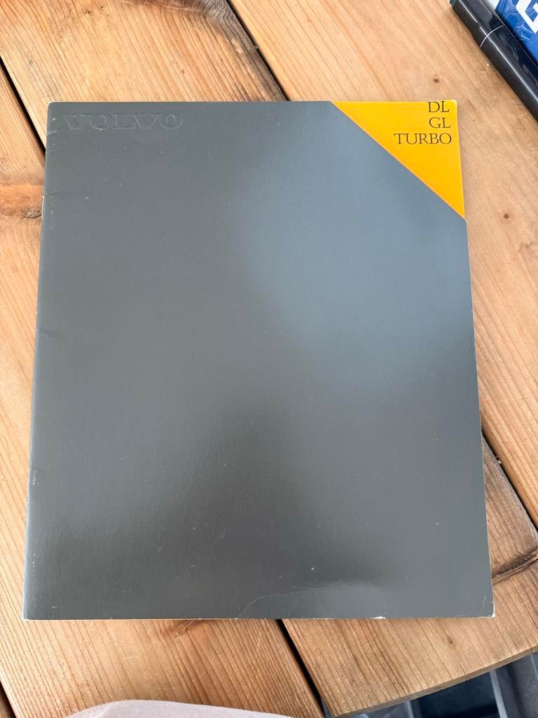 Volvo DL GL Turbo brochure, Ophalen of Verzenden, Zo goed als nieuw