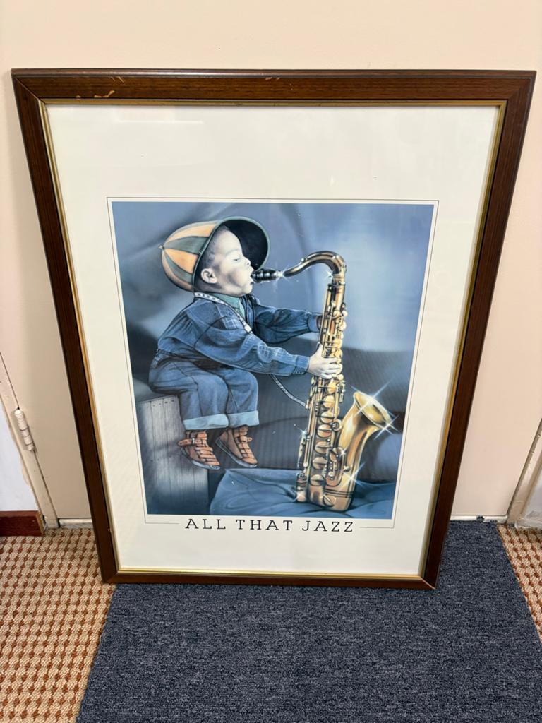 Ingelijste poster 'All That Jazz' - Baby met saxofoon, Ophalen of Verzenden