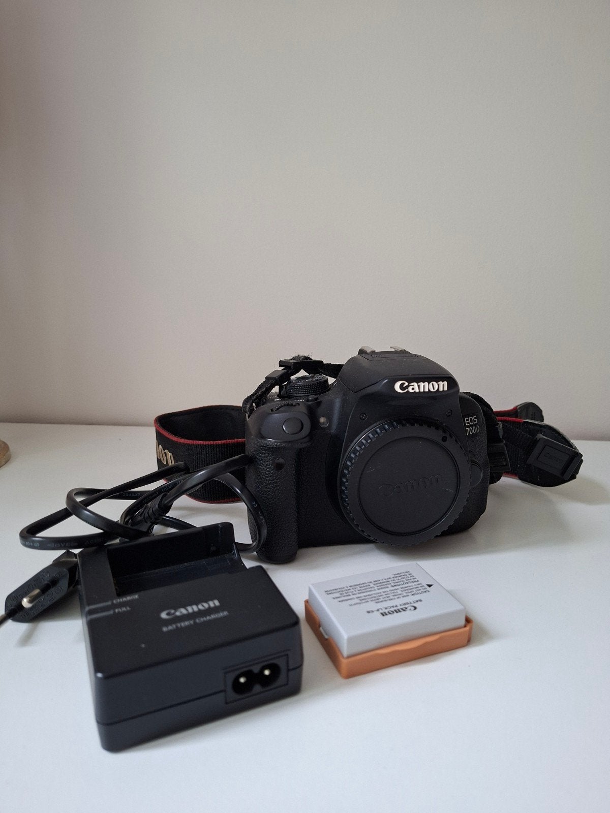 Canon EOS 700D Body, Ophalen, Gebruikt, Accu, Canon
