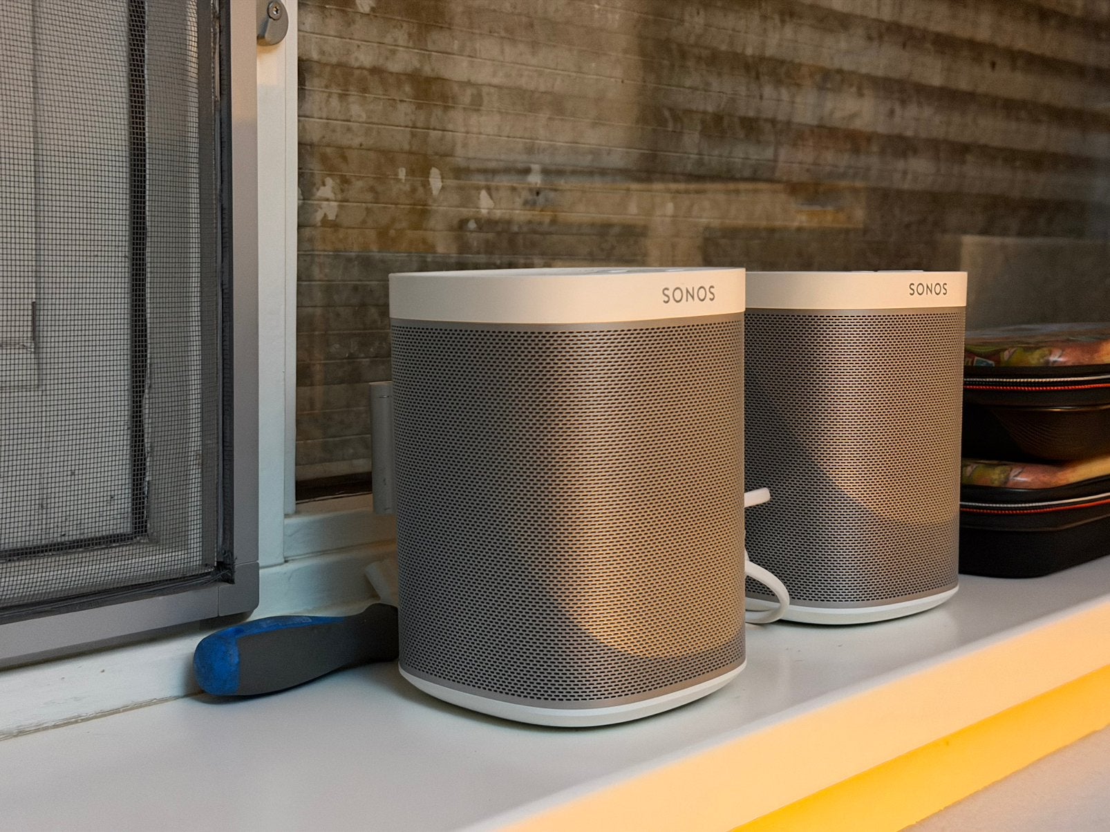 2x Sonos Play 1 met muurbeugels set