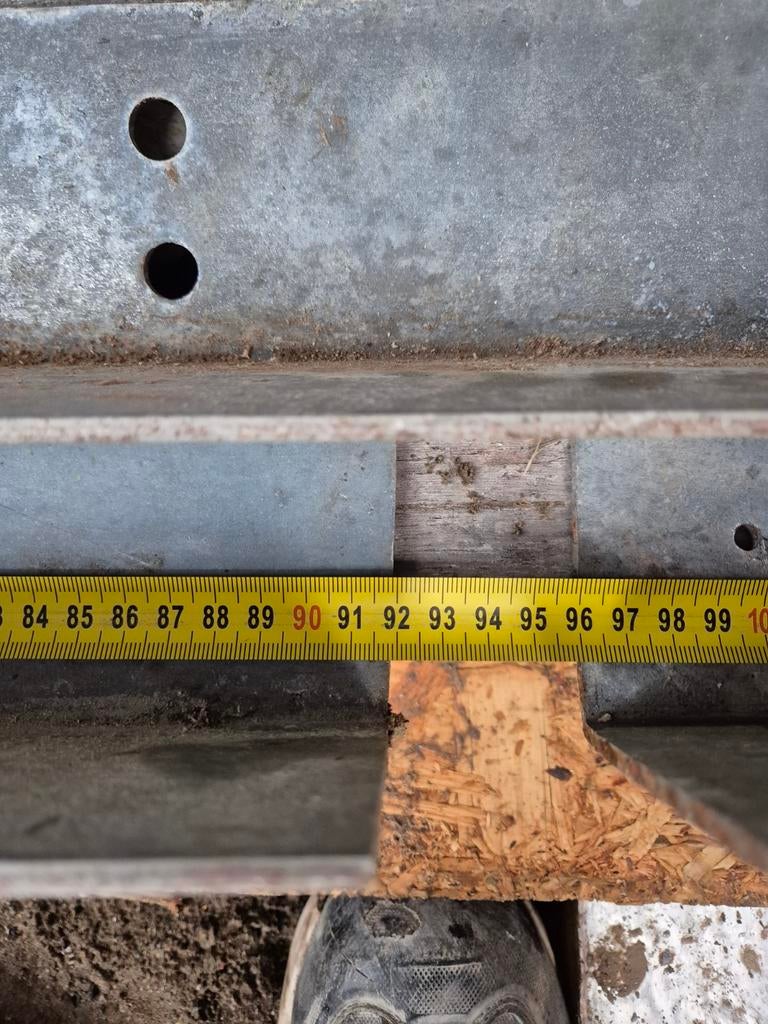 Vbi renovatievloer hoeklijn, Doe-het-zelf en Verbouw, Metalen, Ophalen, Gebruikt, IJzer