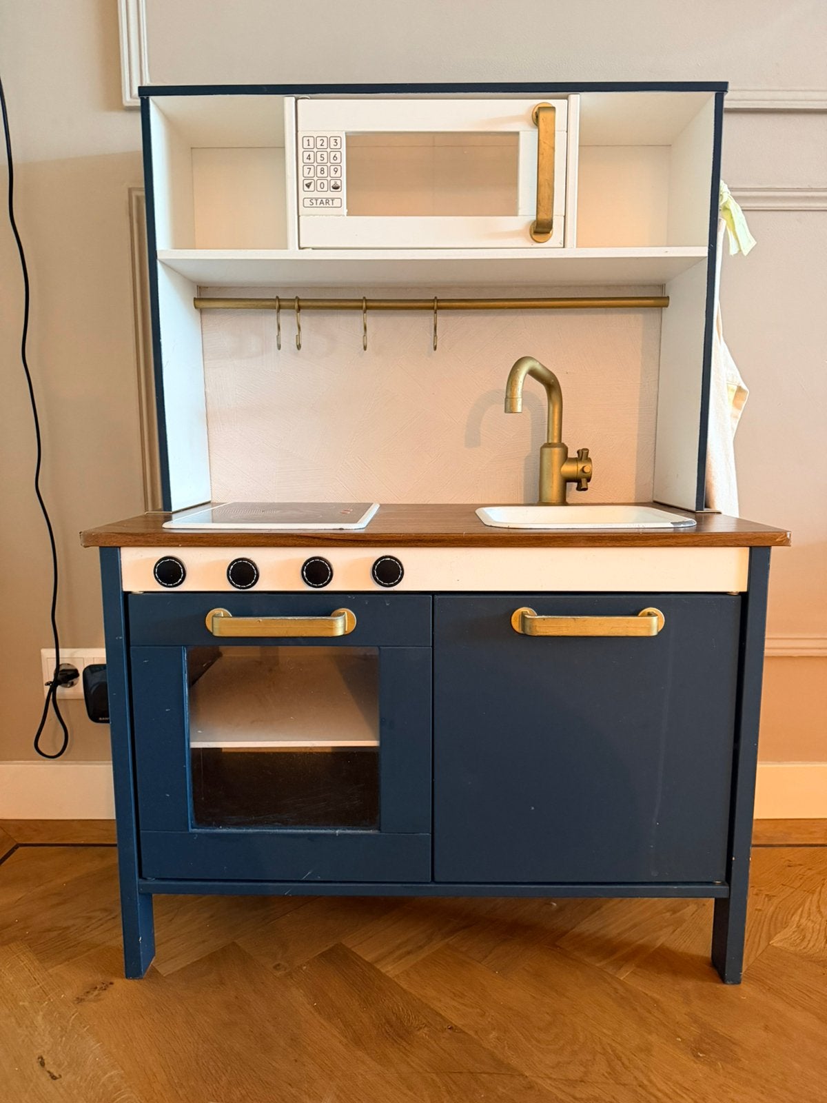 GRATIS IKEA duktig keukentje, Ophalen, Zo goed als nieuw
