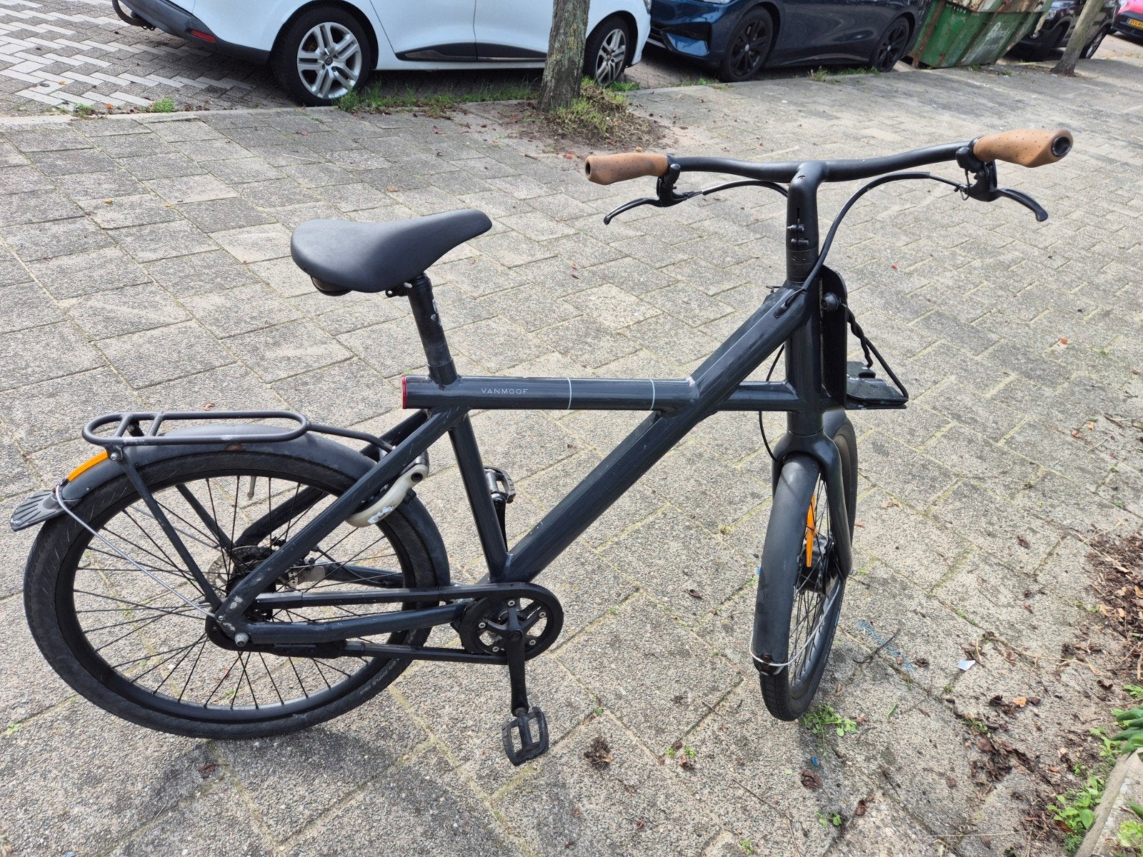 Foto 3 van Mooie x2 vanmoof, alles werkt, rijdt heerlijk, optie Findmy