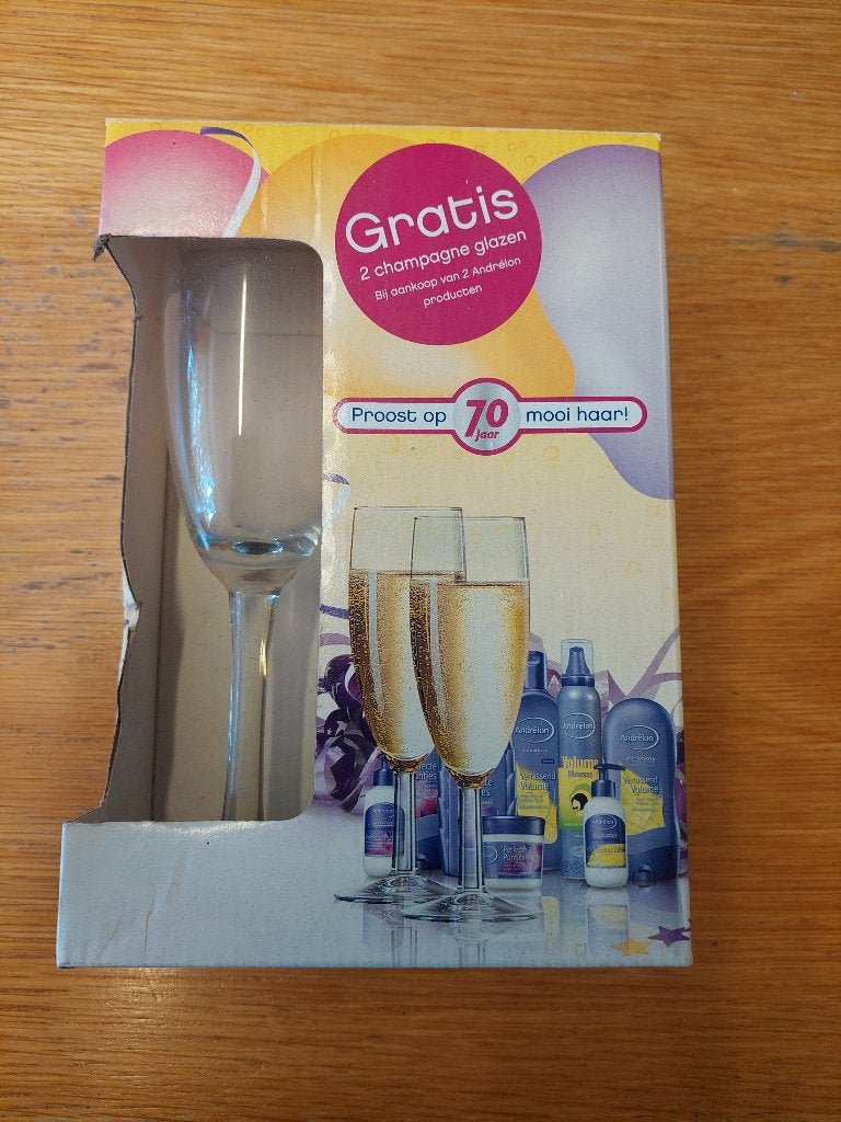 Set van 2 champagne glazen., Glas of Glazen, Nieuw, Ophalen of Verzenden, Glas