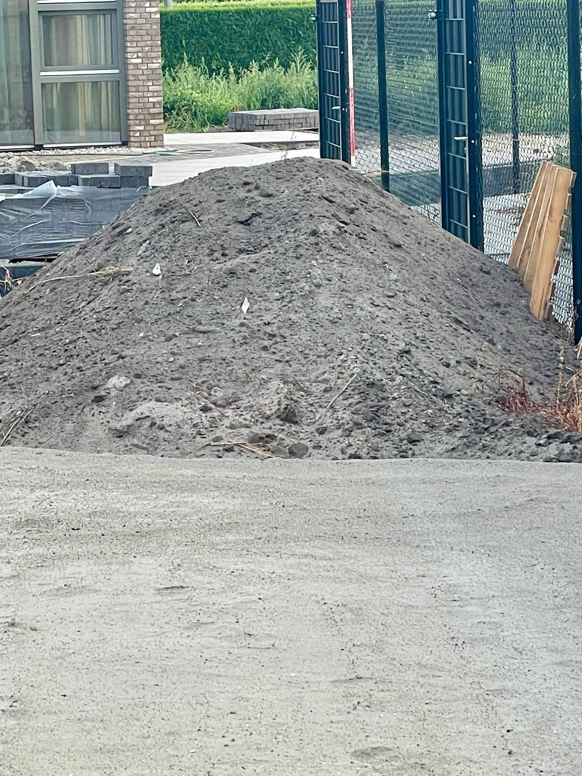 Grais Grote berg zwarte grond, Ophalen, Gebruikt
