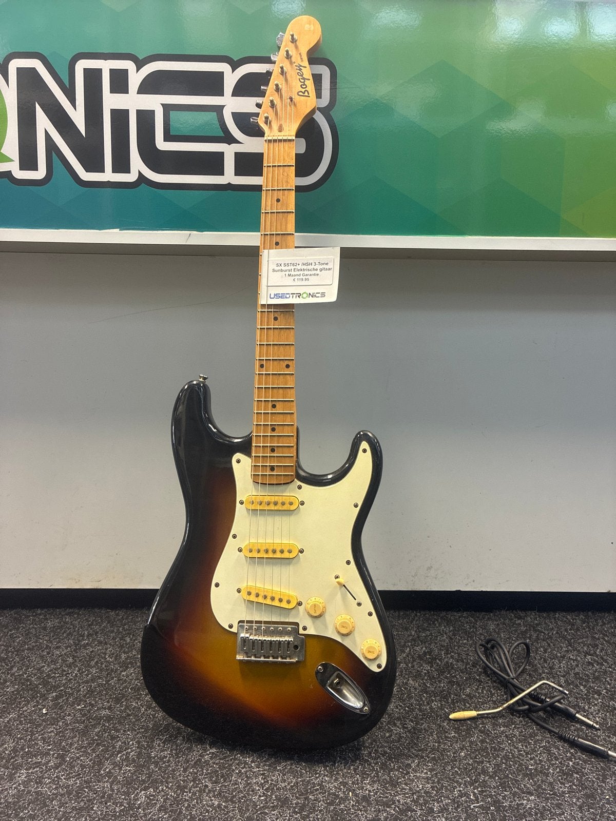 SX SST62+ /HSH 3-Tone Sunburst Elektrische gitaar, Ophalen of Verzenden, Zo goed als nieuw, Solid body, Overige merken