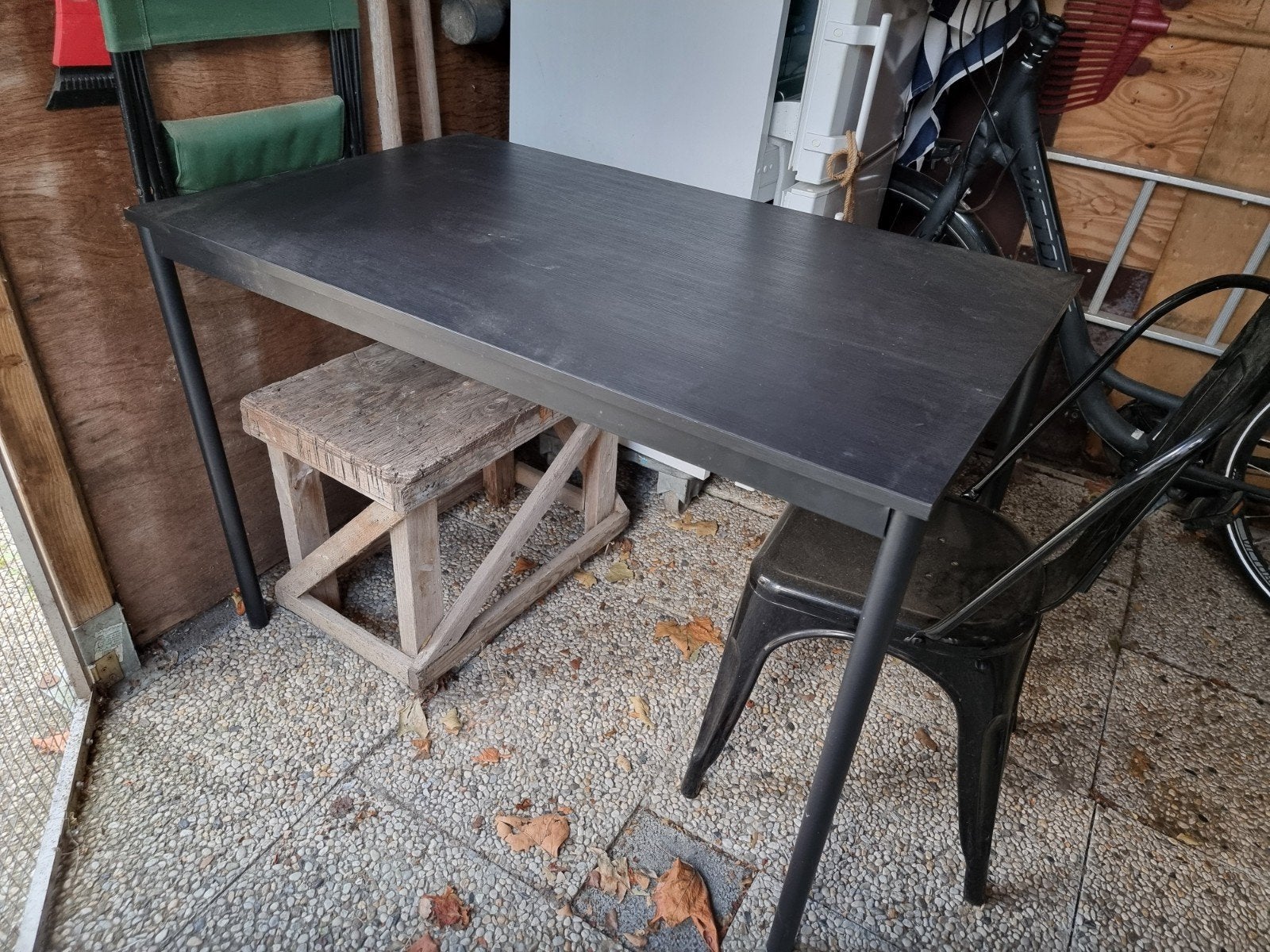 zwarte tafel/bureau met stoel, Ophalen, Gebruikt, 100 tot 150 cm, 50 tot 100 cm