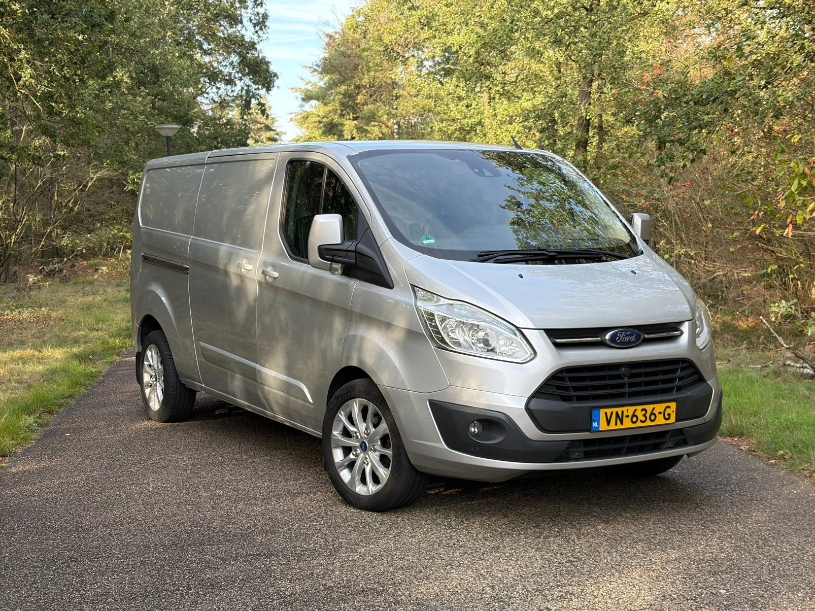 Ford Transit Custom 2.2 Tdci Champions Edition L2H1, Voorwielaandrijving, Euro 5, Zwart, 4 cilinders