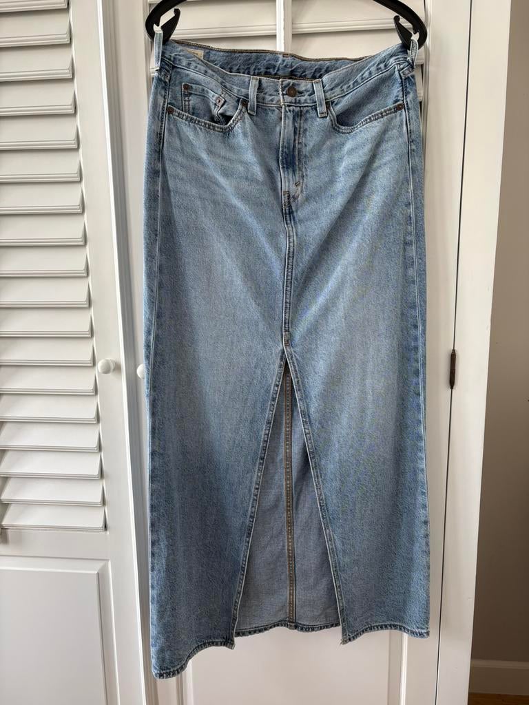 Levi’s lange rok mt 27, Kleding | Dames, Rokken, Blauw, Ophalen of Verzenden, Zo goed als nieuw, Maat 36 (S)