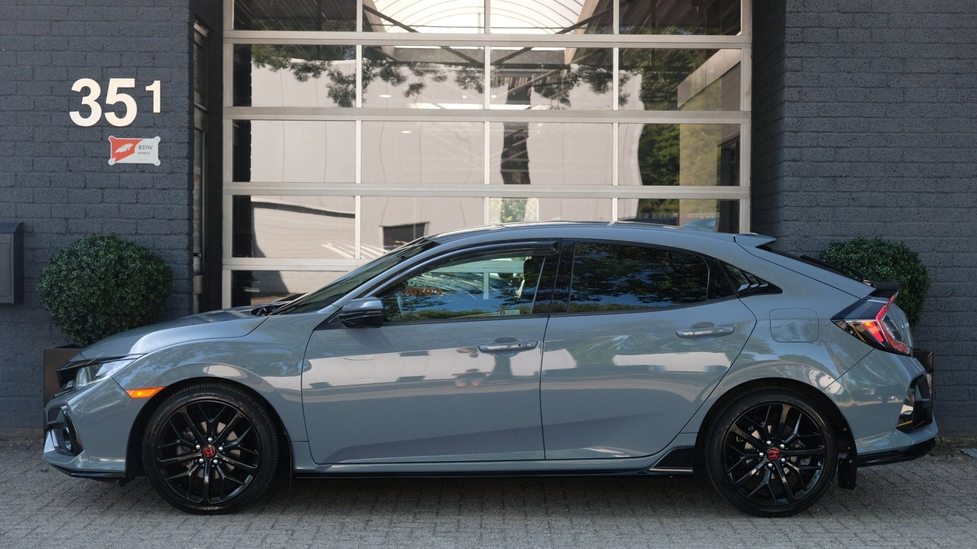 Honda CIVIC 1.5 i-VTEC Sport Plus, Auto's, Honda, 4 cilinders, Leder en Stof, Bedrijf, 182 pk