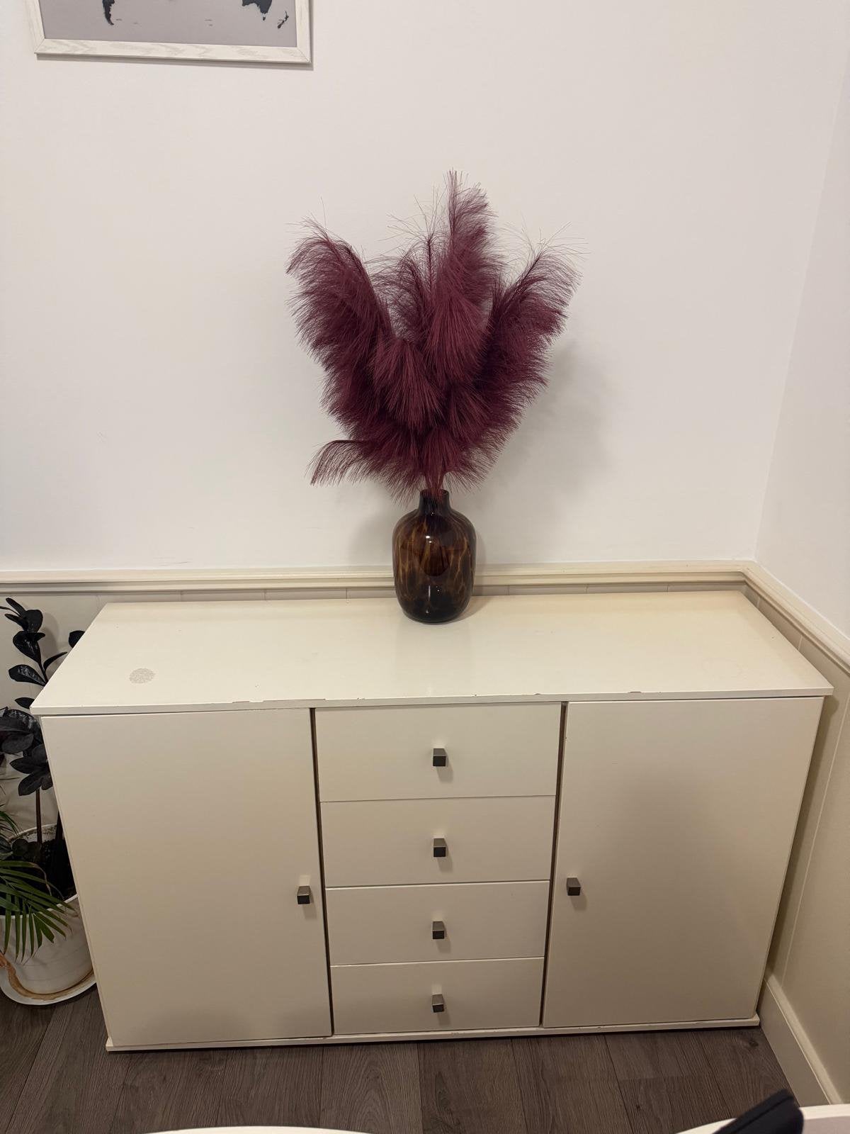Wit dressoir / opbergkast met 4 lades en 2 deuren, Ophalen, Zo goed als nieuw, 25 tot 50 cm