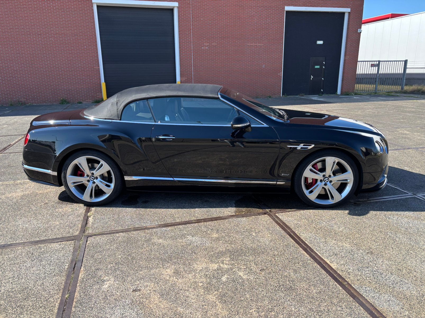Bentley Continental 6.0 W12 GT Speed 2015 Zwart, Automaat, Zwart, Adaptive Cruise Control, 12 cilinders