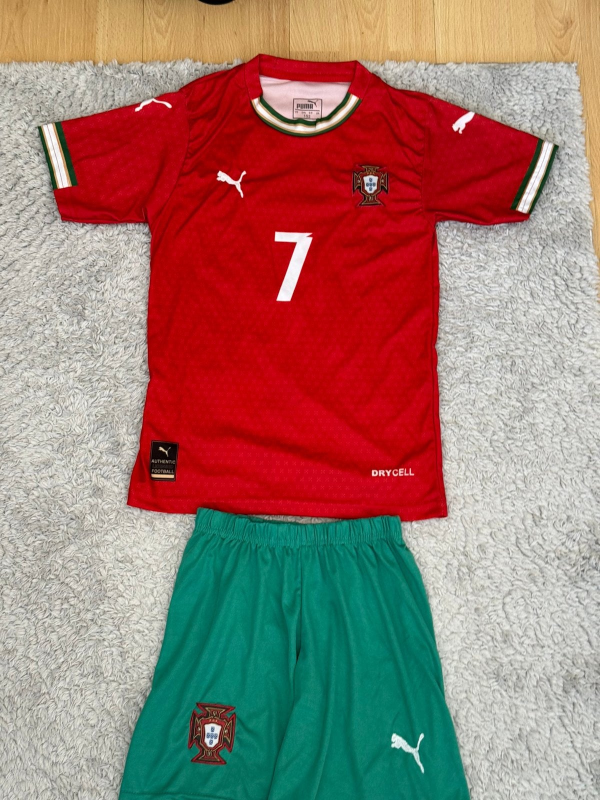 Voetbalpakje Portugal maat 152, Ophalen of Verzenden, Zo goed als nieuw, Set