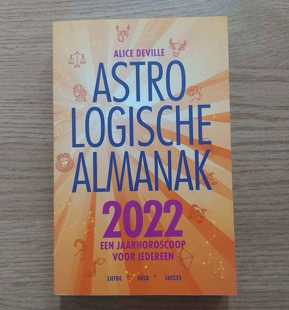 Boek Astrologische Almanak 2022 van Alice Deville, Overige typen, Ophalen of Verzenden, Zo goed als nieuw, Spiritualiteit algemeen
