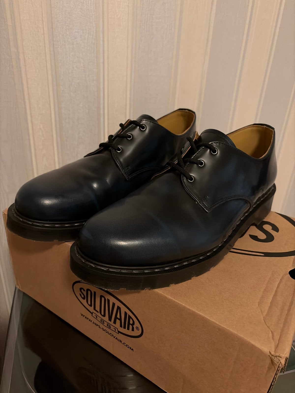 Solovair Gibson Shoe -Donkerblauw Leer(45 maat), Ophalen of Verzenden, Nieuw, Blauw, Veterschoenen