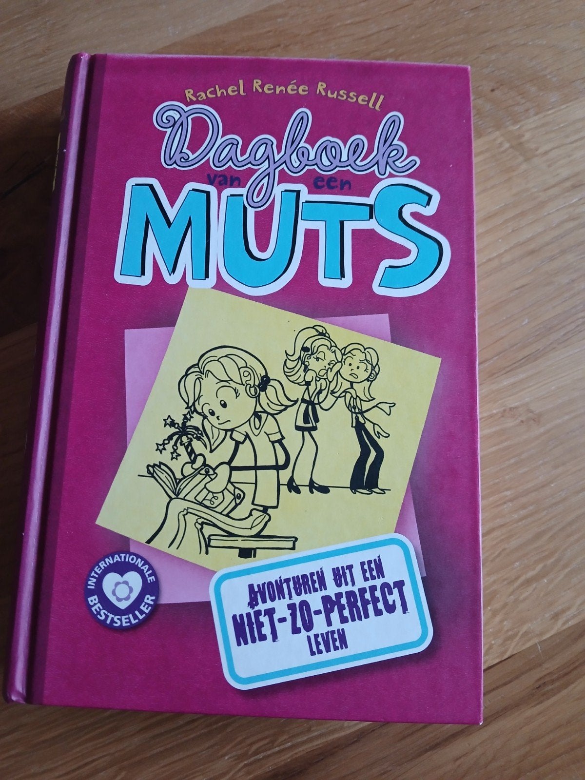 Dagboek van een muts Deel 1, Ophalen of Verzenden, Zo goed als nieuw, Rachel Renée Russell, Fictie