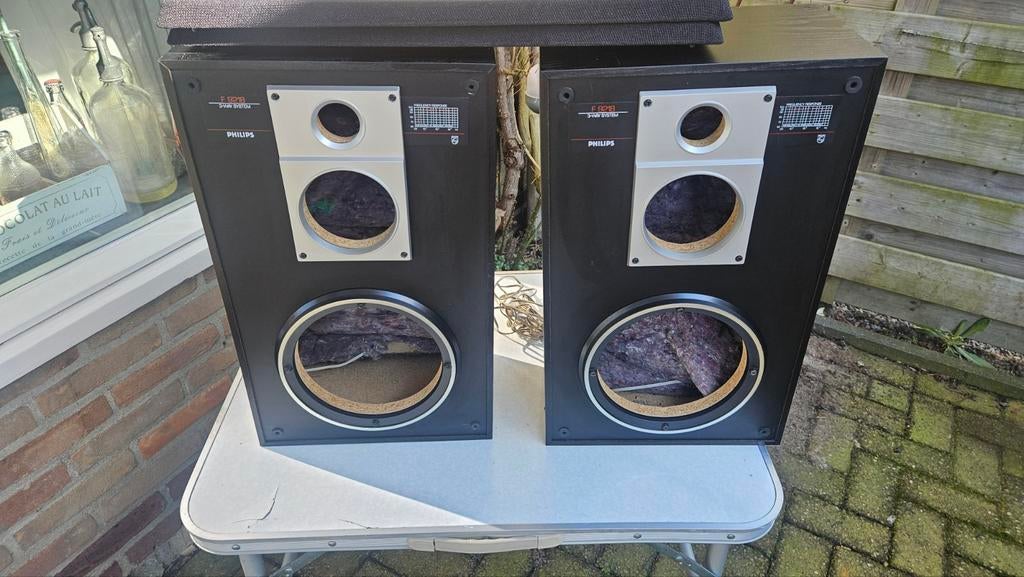 twee stuks Philips luidsprekers kasten type F9218 3 WAY SYST, Ophalen, Minder dan 60 watt, Front, Rear of Stereo speakers, Philips