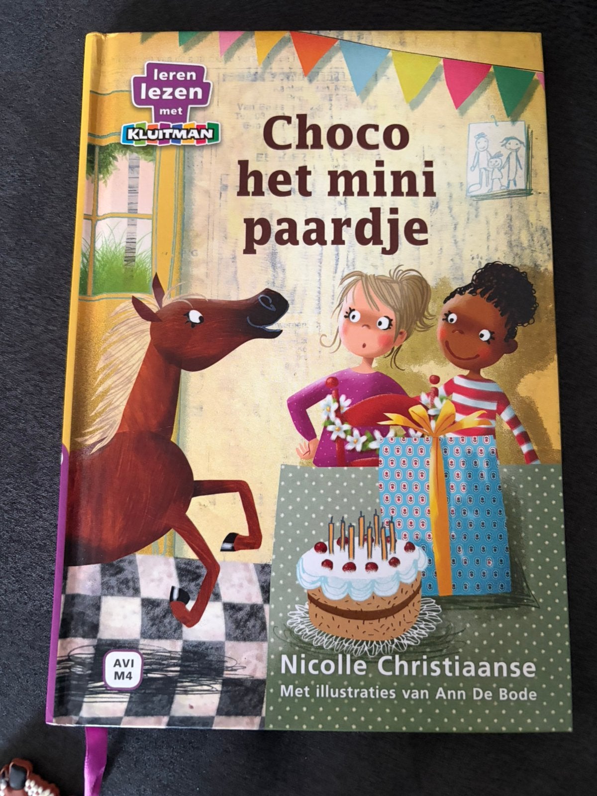 Choco het mini paardje, Ophalen of Verzenden, Zo goed als nieuw, Fictie algemeen