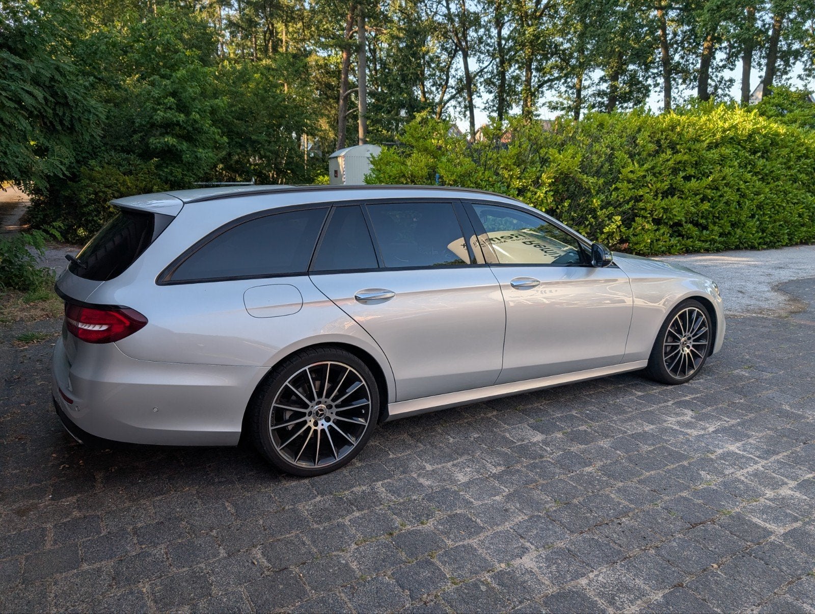 Mercedes-Benz E-Klasse E220 d 194pk 9G-TRONIC 2018 Grijs, Automaat, Achterwielaandrijving, 4 cilinders, Leder