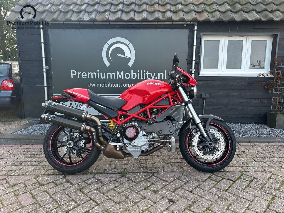 DUCATI MONSTER S4R (BJ 2007 / 36164 KM), DUCATI, 2 cilinders, Motorrijbewijs A, Bedrijf