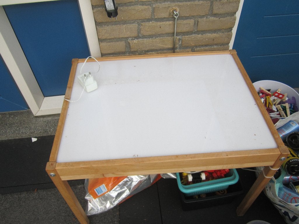 35.  Lichttafeltje. Ophalen voor 15 euro, Ophalen, Gebruikt