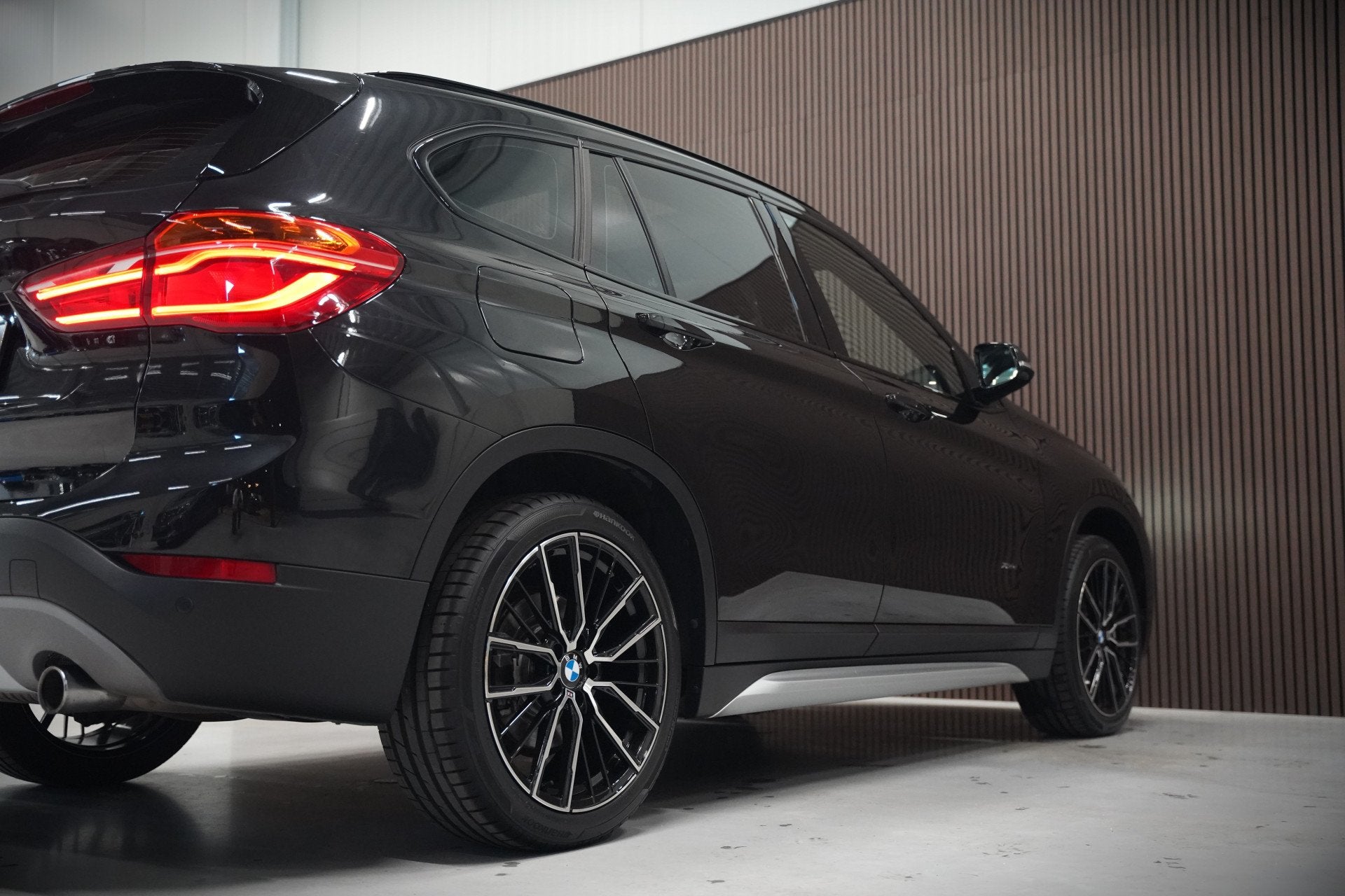 Foto 24 van BMW X1 xDrive20i High Executive | Panoramadak | Head-Up Disp