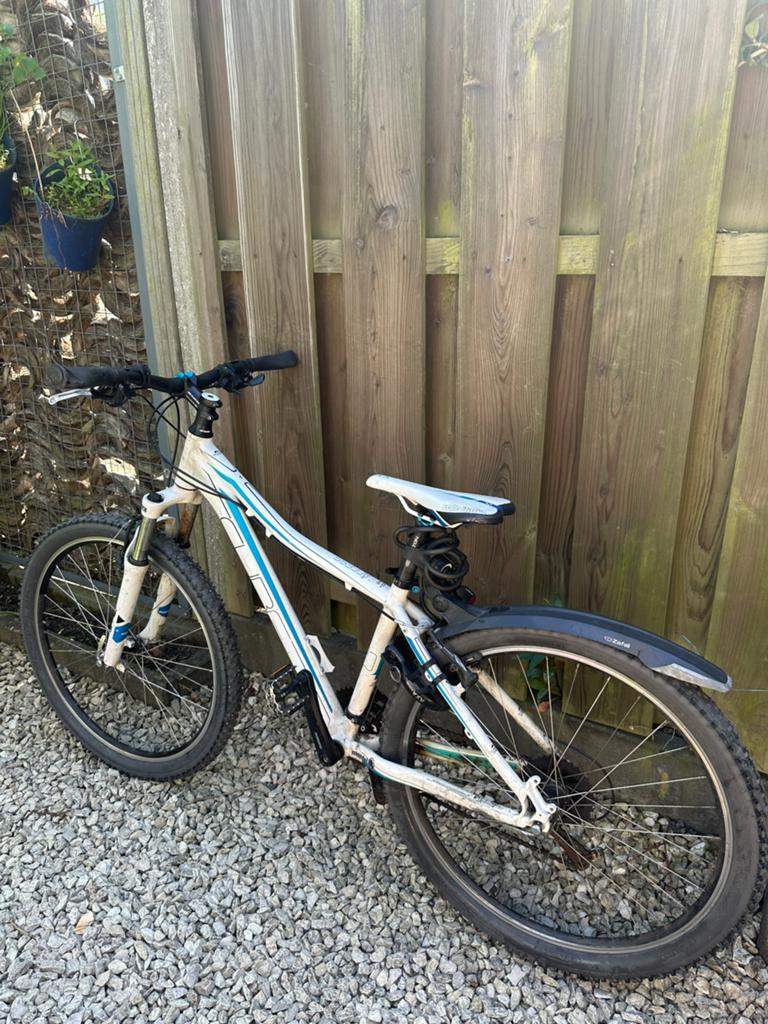 Witte Cube Mountainbike, Ophalen, Gebruikt, Aluminium, 24 inch of meer