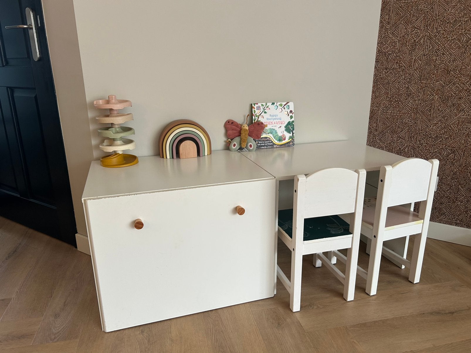 Speeltafel+opbergkist Petite Amélie, Ophalen, Gebruikt, Tafel(s)
