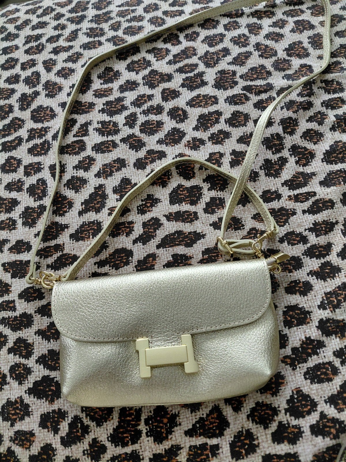 Nieuw gouden crossbody clutch 100% leer, Ophalen of Verzenden, Nieuw, Schoudertasje