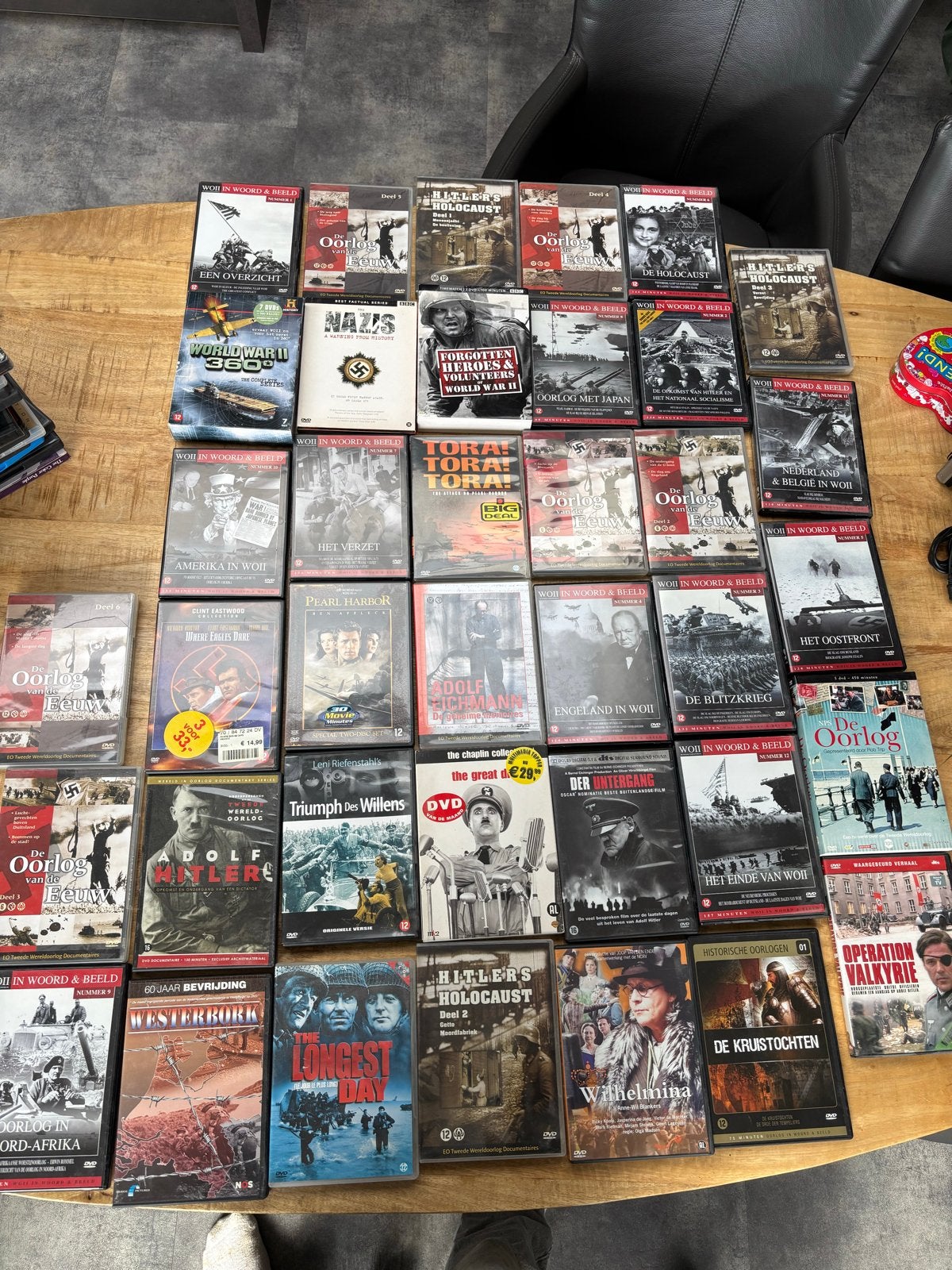 Grote DVD collectie: WOII documentaires en oorlogsfilms (31, Gebruikt, Oorlog of Misdaad, Nederlands, Vanaf 12 jaar
