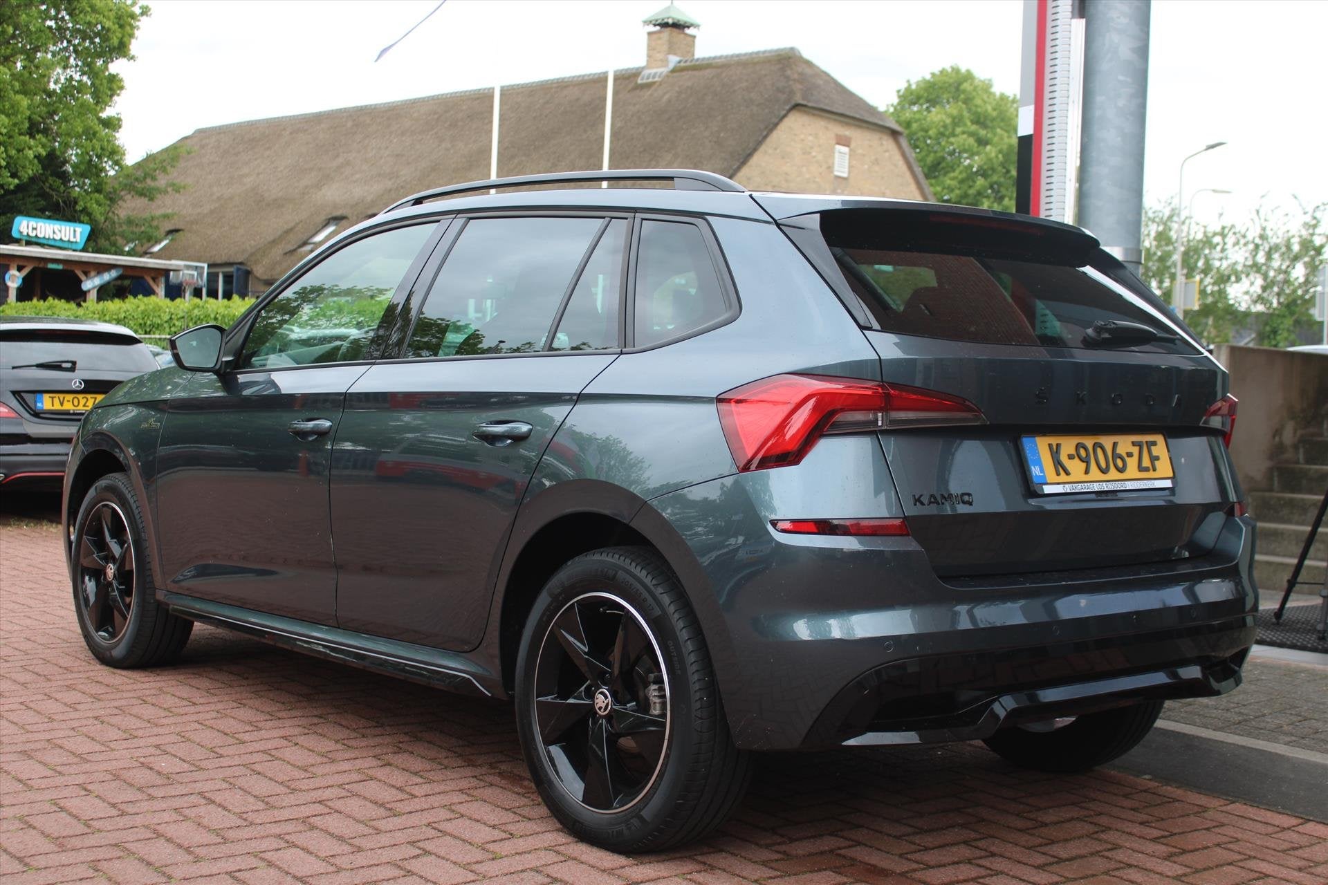 SKODA Kamiq 1.5 TSI Aut. *Business* | Carplay | Panorama dak, Auto's, Skoda, Automaat, Stof, 4 cilinders, 150 pk