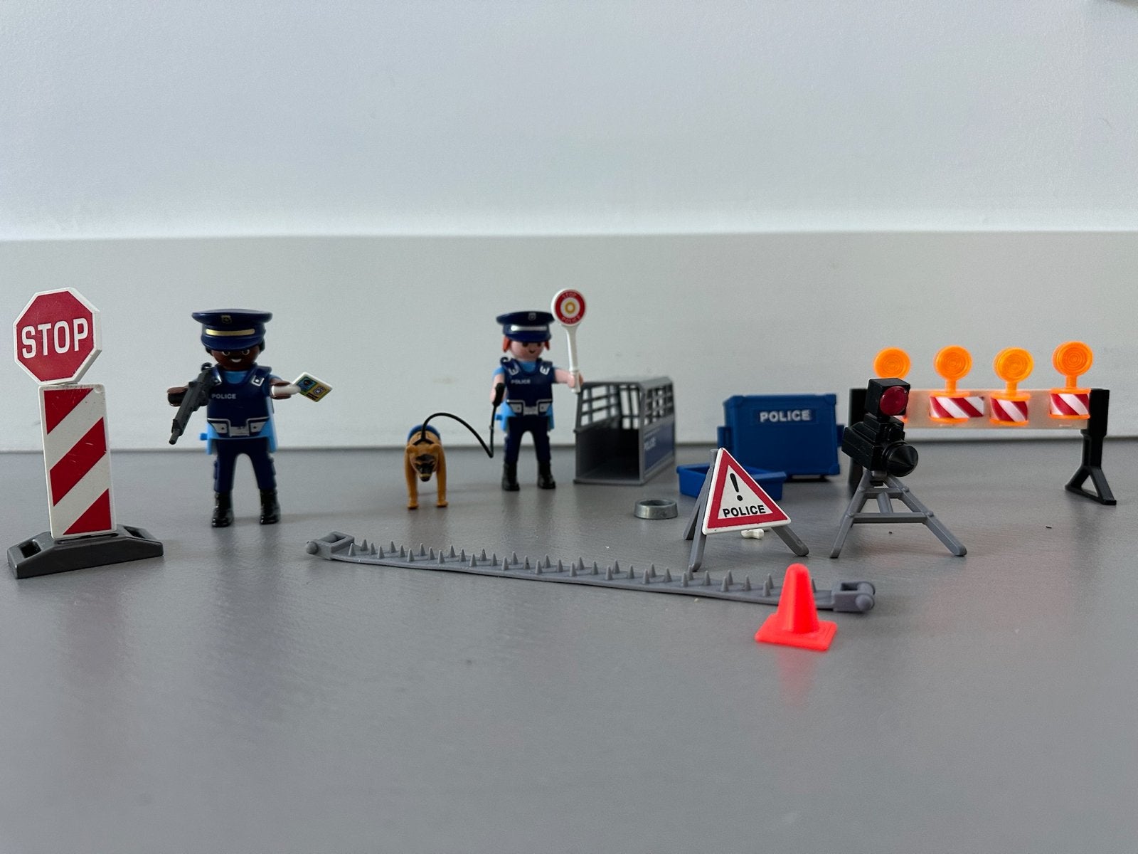 Playmobil 6878 wegblokkade, Kinderen en Baby's, Speelgoed | Playmobil, Ophalen of Verzenden, Zo goed als nieuw