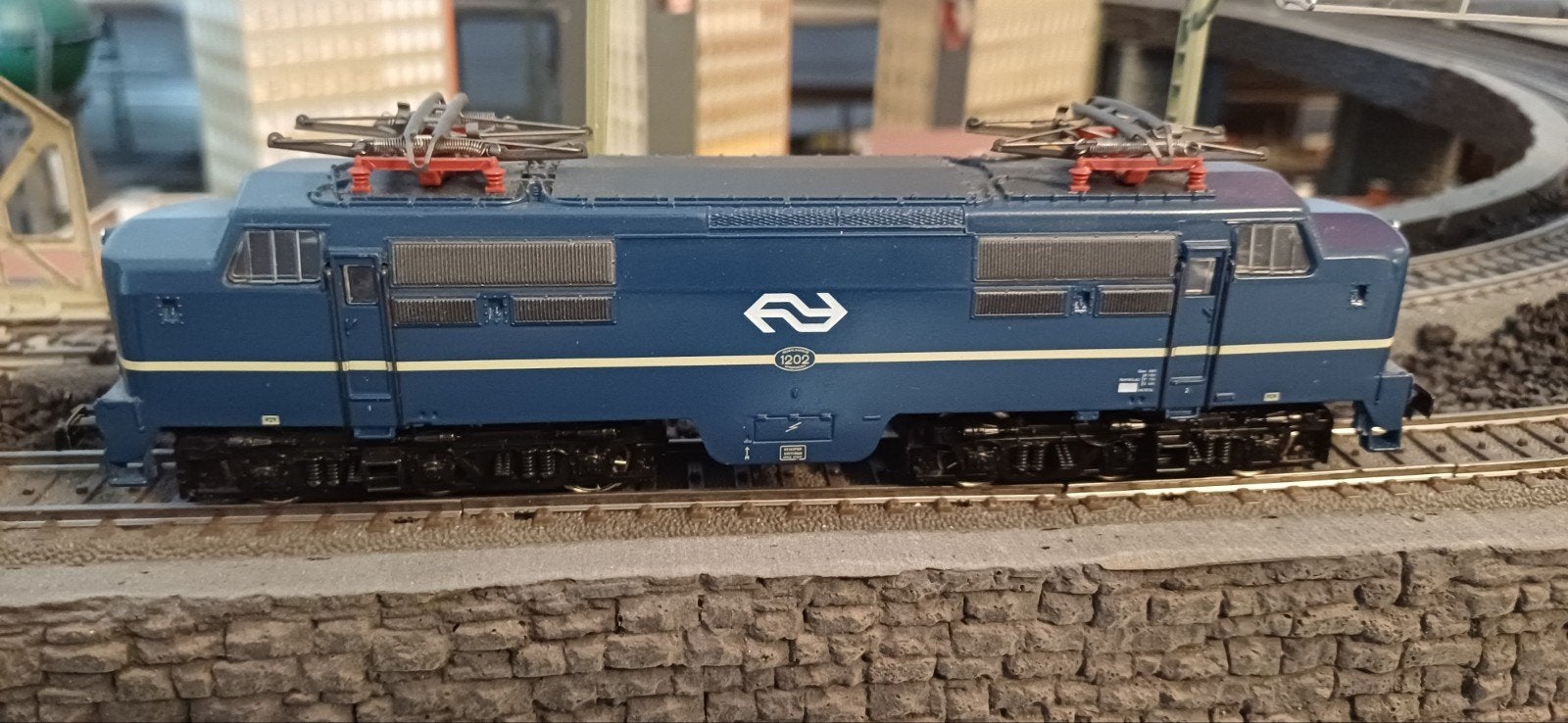 lin 3161 Elektrische locomotief Serie 1202 van de NS analoog, Wisselstroom, Locomotief, Ophalen of Verzenden, Zo goed als nieuw